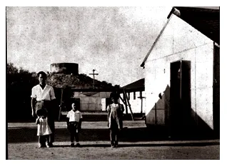 Hideharu Fukuyama - Award-winning photographer interned at Gila River Relocation Camp Hideharu Fukuyama photograph